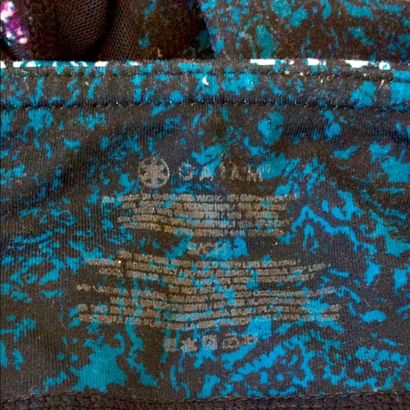 Gaiam women’s activewear leggings, size small - Picture 5 of 5